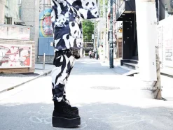 Bottoms><noscript><img width=