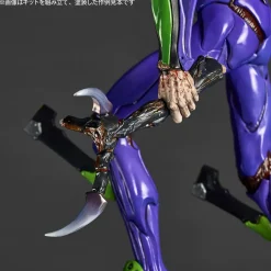 Plastic Models><noscript><img width=