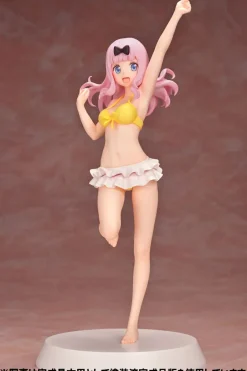 Plastic Models><noscript><img width=