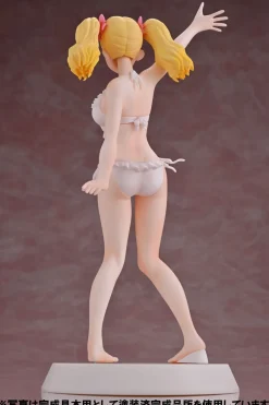 Plastic Models><noscript><img width=