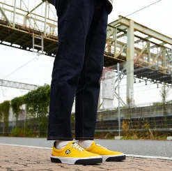 Footwear><noscript><img width=