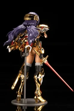 Plastic Models><noscript><img width=