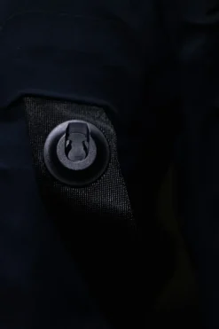Jackets & Hoodies><noscript><img width=