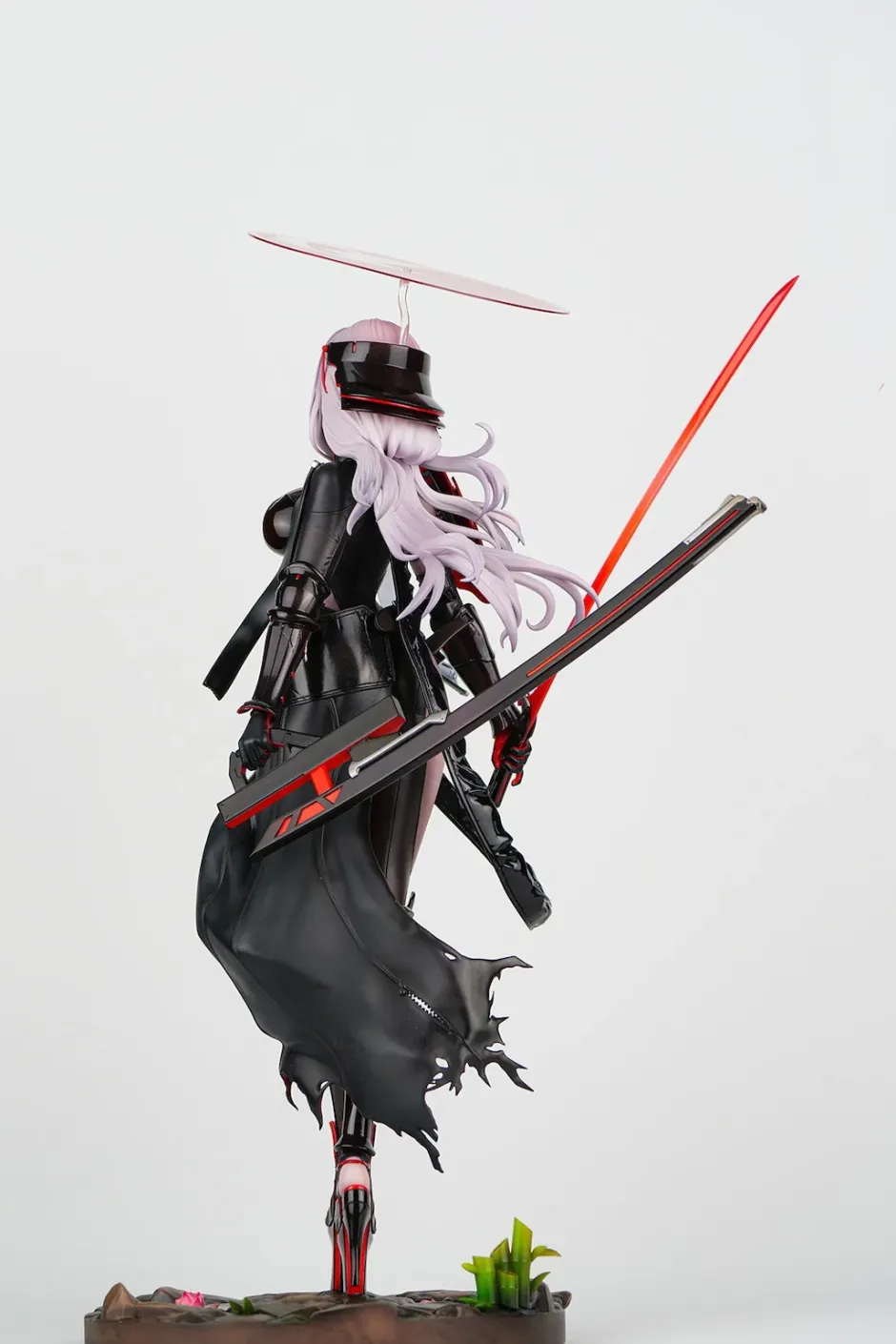 Goddess of Victory: Nikke Scarlet: Black Shadow 1/4 Scale Figure Discount