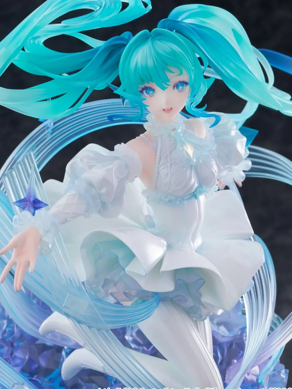 Hatsune Miku: Crystal Dress Ver. 1/7 Scale Figure Hot