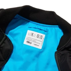 Jackets & Hoodies><noscript><img width=
