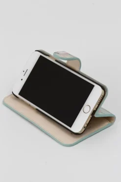 Smartphone Cases><noscript><img width=