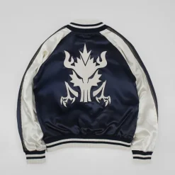 Jackets & Hoodies><noscript><img width=