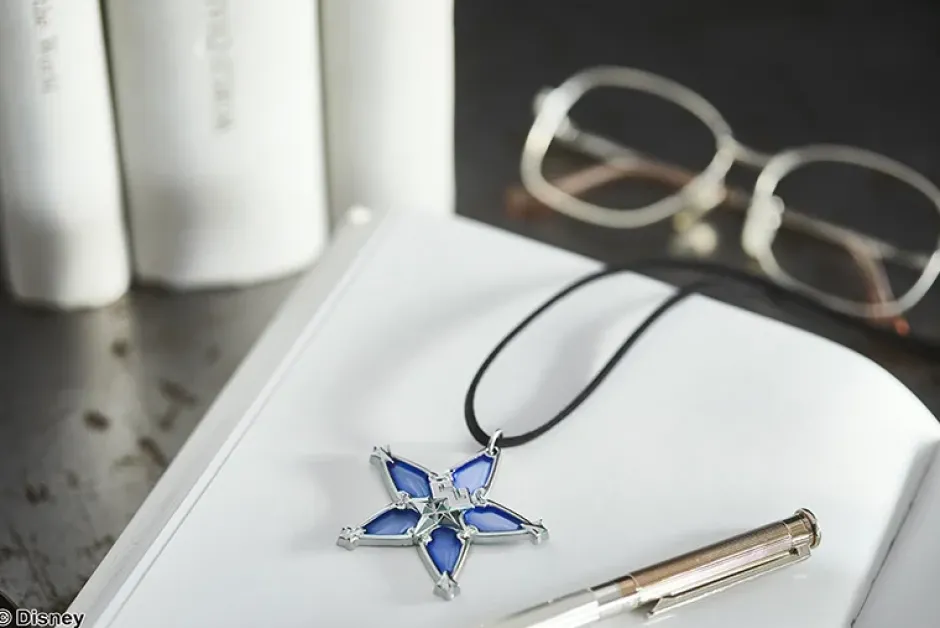 Jewelry & Hair Accessories>Kingdom Hearts III Wayfinder Accessory Aqua (Re-run)