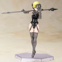 Plastic Models><noscript><img width=