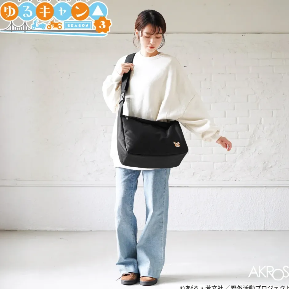Bags & Wallets>Laid-Back Camp Season 3 Ena Walking with Chikuwa Shoulder Bag