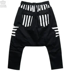 Bottoms><noscript><img width=