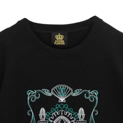 Jackets & Hoodies><noscript><img width=