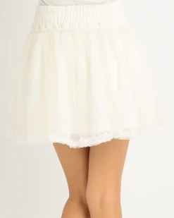 Bottoms><noscript><img width=