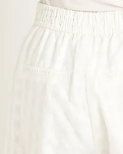 Bottoms><noscript><img width=