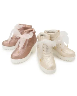 Footwear>LIZ LISA Heart Cut-Out Sneakers