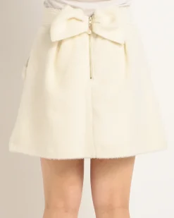 Bottoms><noscript><img width=