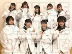 Jackets & Hoodies><noscript><img width=
