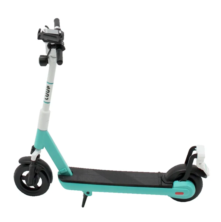 Plastic Models>Luup Electric Scooter 1/12 Scale Plastic Model