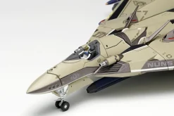 Plastic Models><noscript><img width=