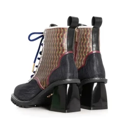 Footwear><noscript><img width=