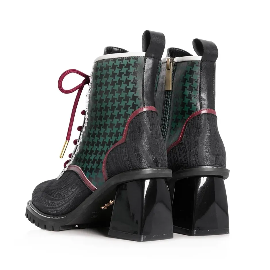 MAYLA Demon Slayer: Kimetsu no Yaiba Iconique Shoes Objet Boots Tanjiro Kamado New
