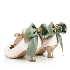 Footwear><noscript><img width=
