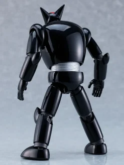 Plastic Models><noscript><img width=