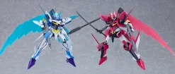 Plastic Models><noscript><img width=