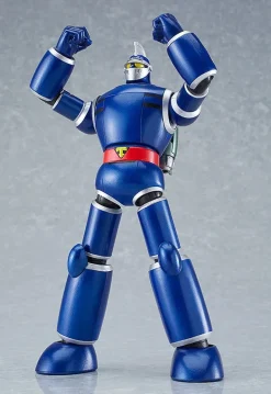 Plastic Models><noscript><img width=