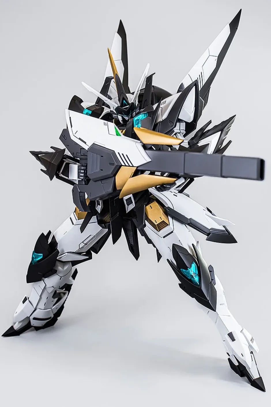 Moderoid Titanomachia Side:GR Arklaud Clearance
