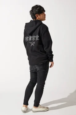 Jackets & Hoodies><noscript><img width=