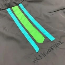 Jackets & Hoodies><noscript><img width=