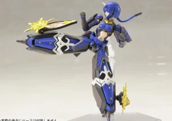 Plastic Models><noscript><img width=