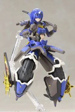 Plastic Models><noscript><img width=