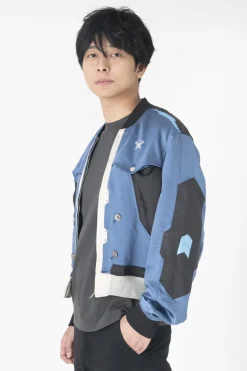 Jackets & Hoodies><noscript><img width=