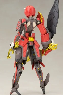 Plastic Models><noscript><img width=