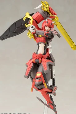 Plastic Models><noscript><img width=
