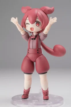Plastic Models><noscript><img width=