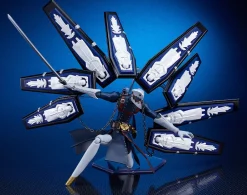 Plastic Models><noscript><img width=