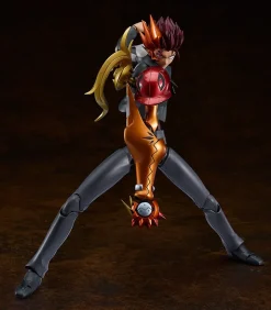 Plastic Models><noscript><img width=