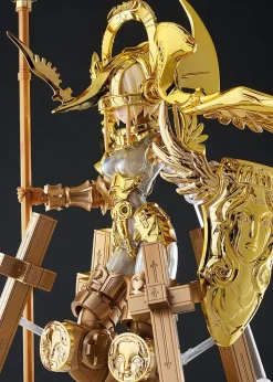 Plastic Models><noscript><img width=