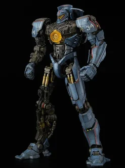 Plastic Models><noscript><img width=