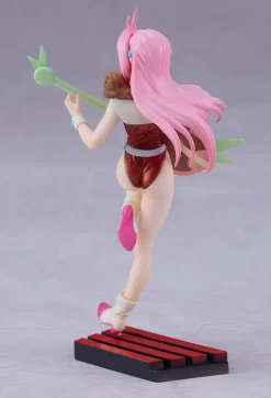 Plastic Models><noscript><img width=