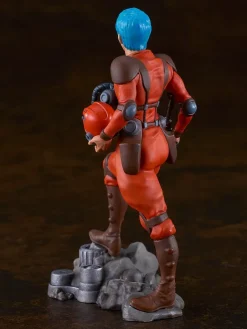 Plastic Models><noscript><img width=