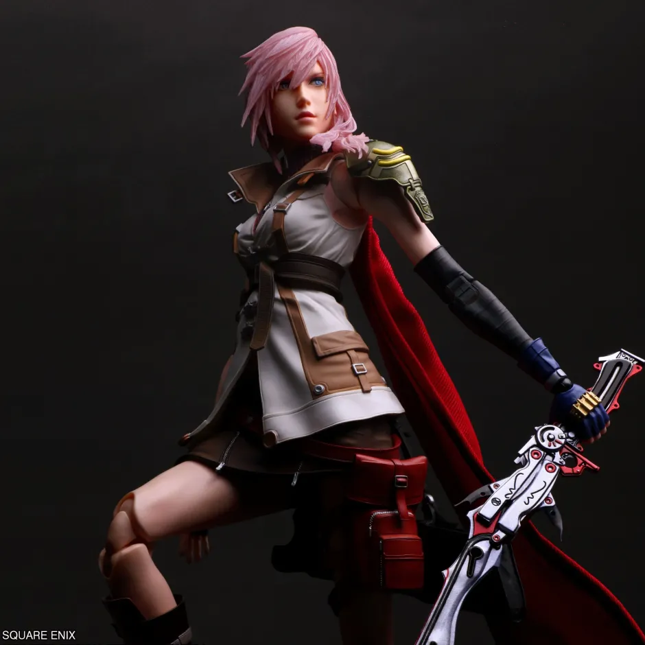 Play Arts Shin Final Fantasy XIII Lightning Online