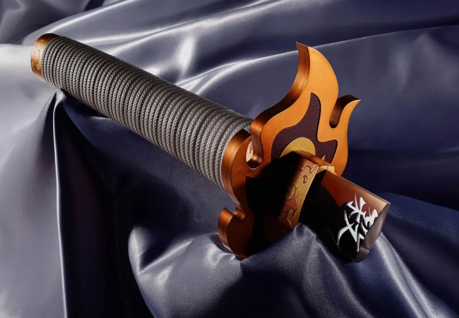 Proplica Demon Slayer: Kimetsu no Yaiba Broken Nichirin Sword (Kyojuro Rengoku) Outlet