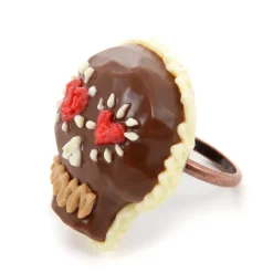 Q-pot. Parlor Chocolat Skull Ring Outlet