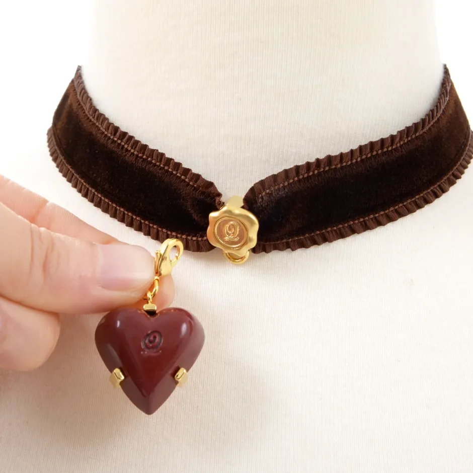 Jewelry & Hair Accessories>Q-pot. Velvet Ribbon Choker w/ Amour Rouge Chocolate Charm