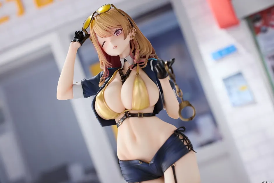 Renge Illustration Gal Policewoman Arisa Takanashi 1/6 Scale Figure Standard Edition